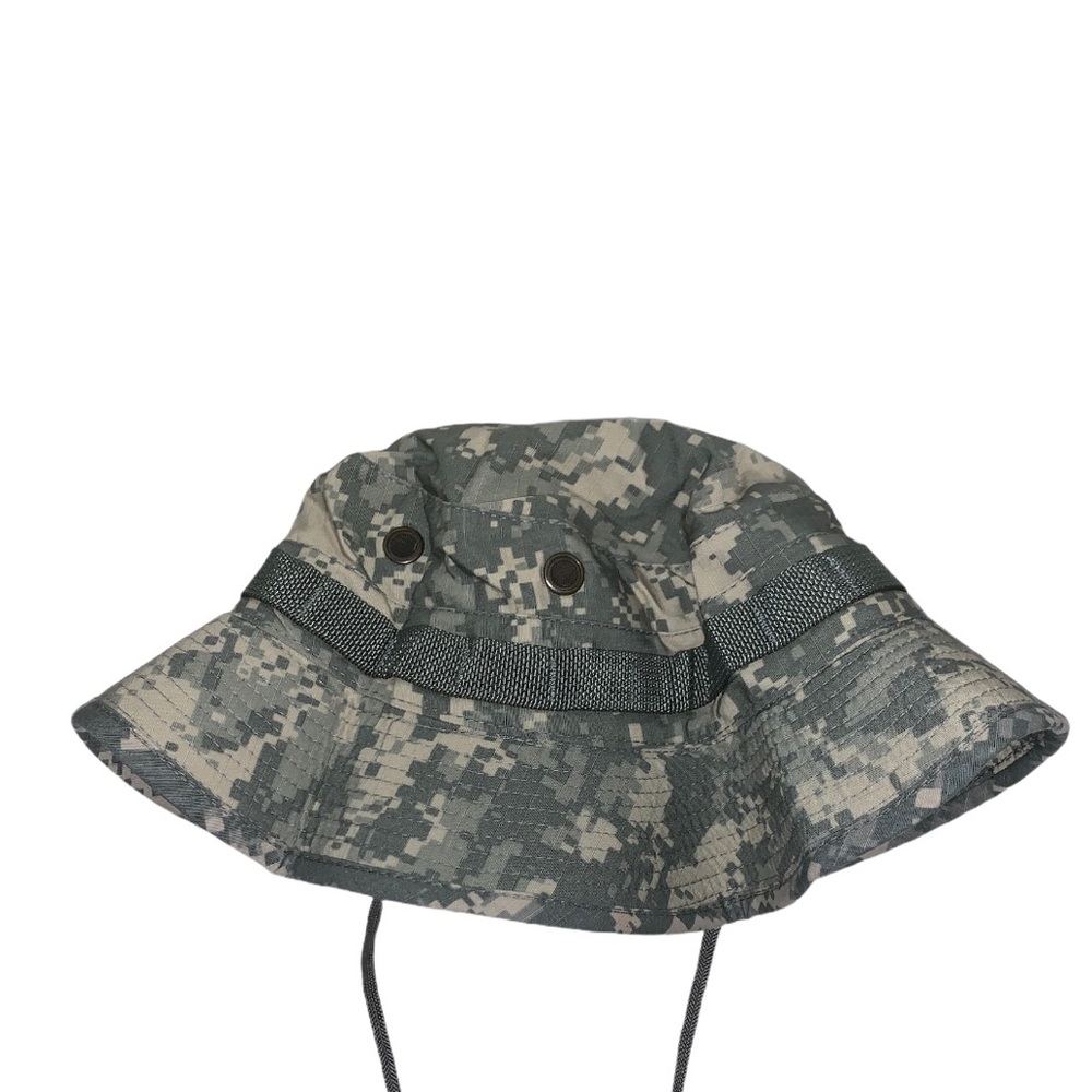 Bucket hat